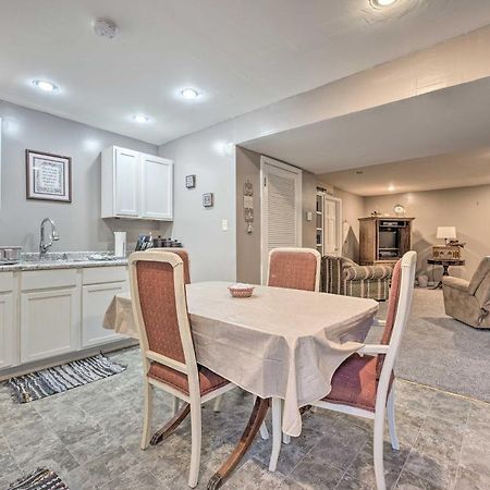 Lovely 3- Bedroom Apartment With Street Parking. Goshen Exterior photo