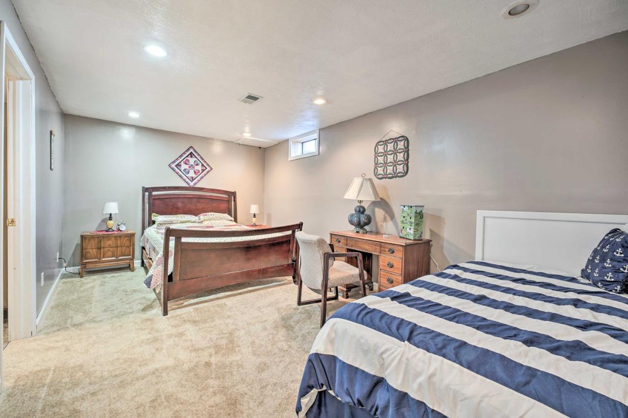 Lovely 3- Bedroom Apartment With Street Parking. Goshen Exterior photo